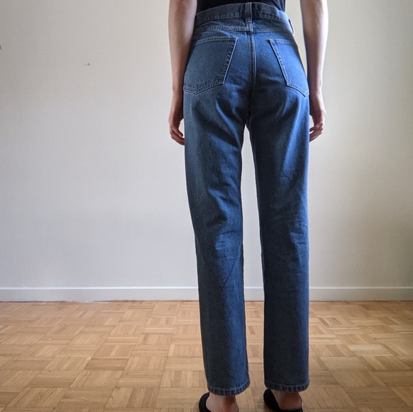 Red Head Highwaist Straight Leg Jeans - Picture 4 of 6